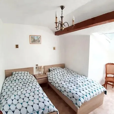 Maison Enchanteresse A Avec Vue Sur La Montagne