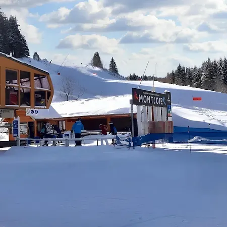 Maison Enchanteresse A Avec Vue Sur La Montagne *